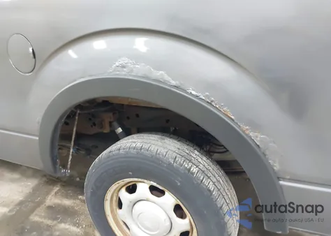 2010 Ford F150 из США, поврежденный, VIN 1FTMF1CW7AKA65181